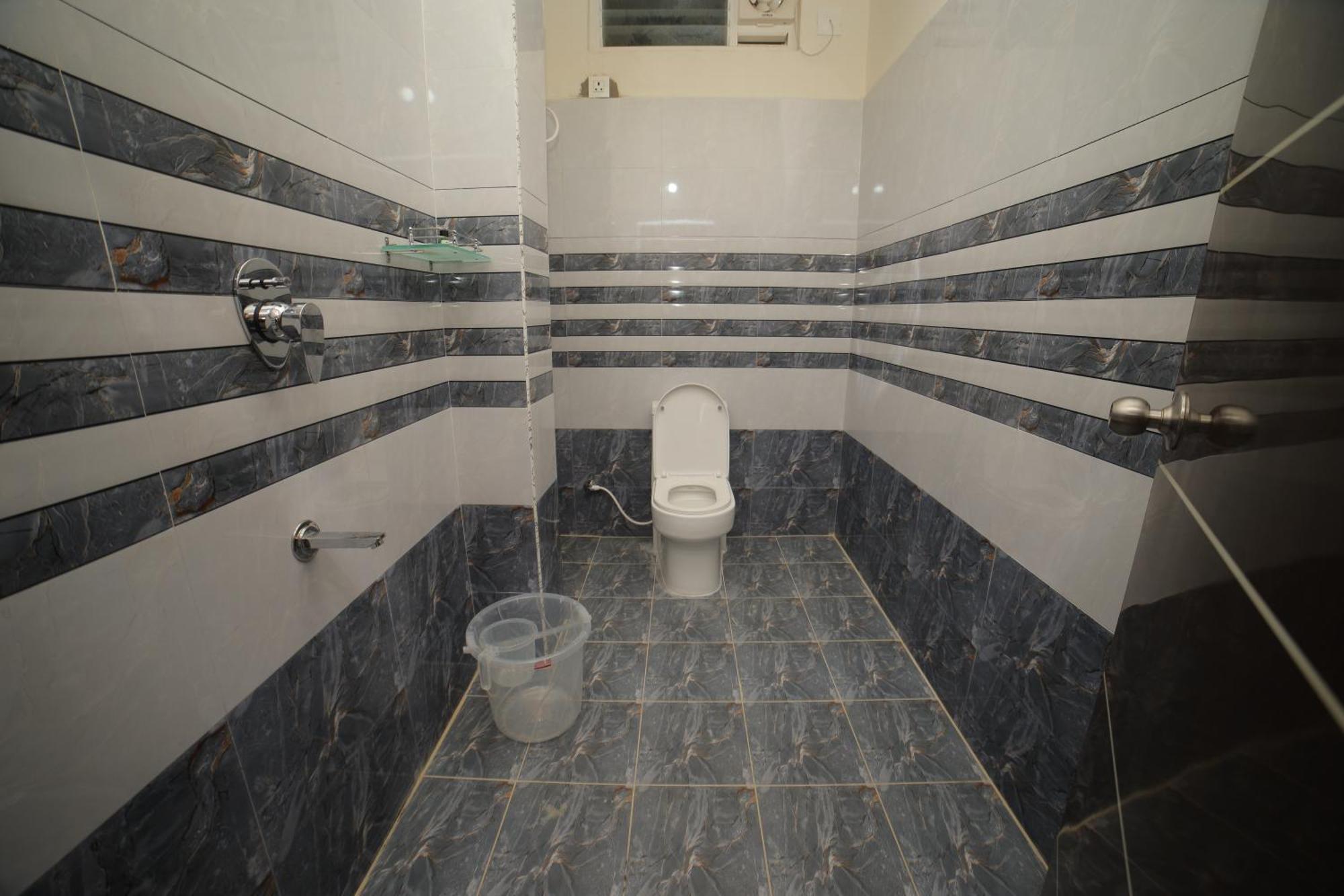 Sri Ganesh Residency Hotell Tirupati Exteriör bild