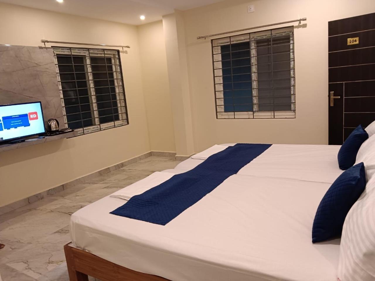 Sri Ganesh Residency Hotell Tirupati Exteriör bild